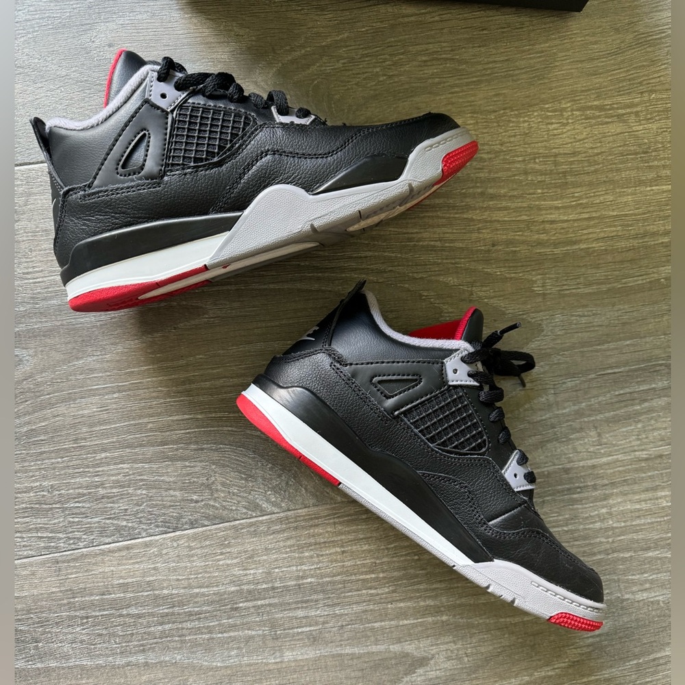Jordan 4 Retro 3Y